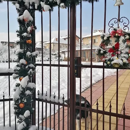 Къща За Гости Тея *
